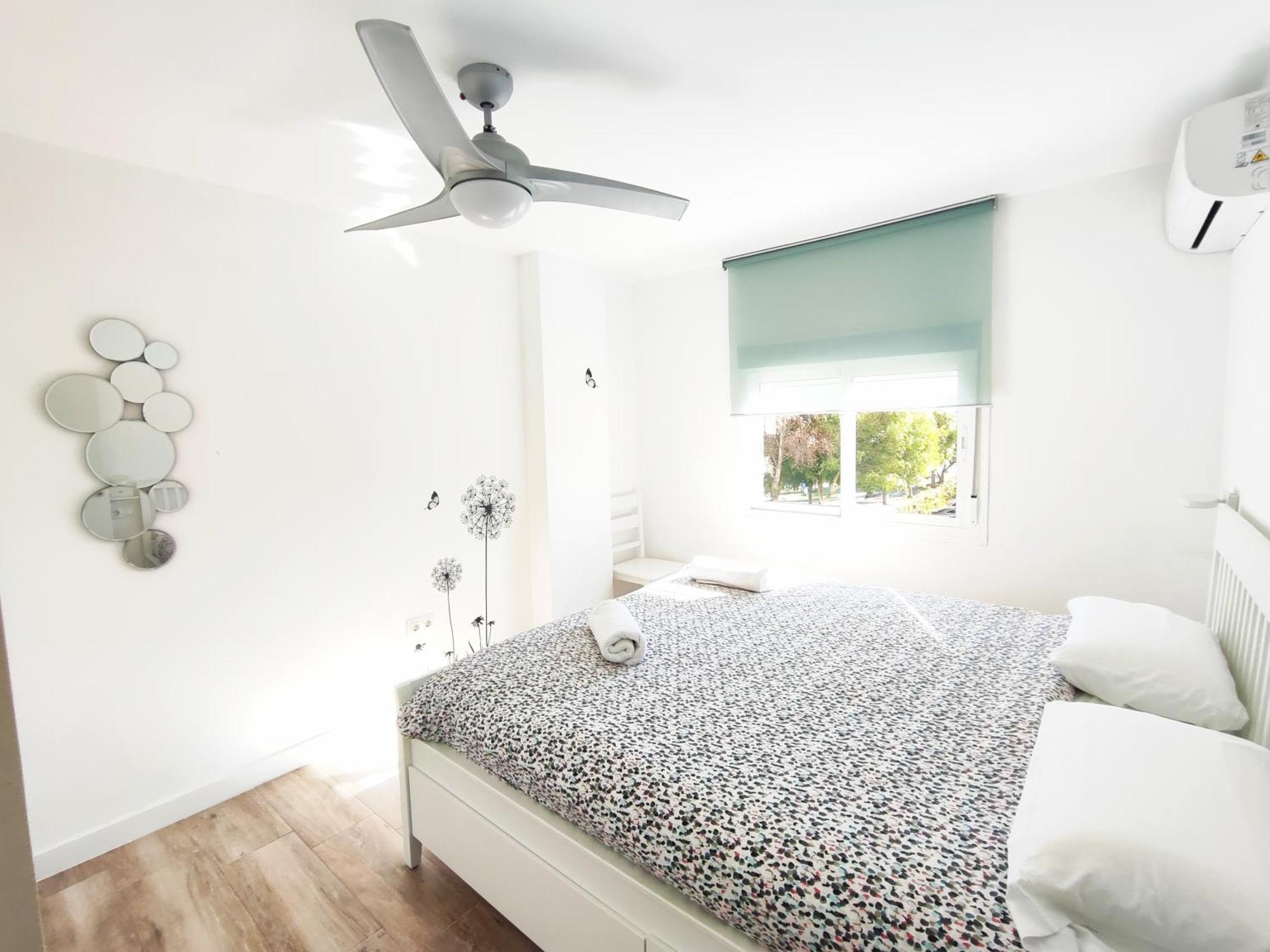 Apartamento Malaga 300 Metros De La Playa Luaran gambar