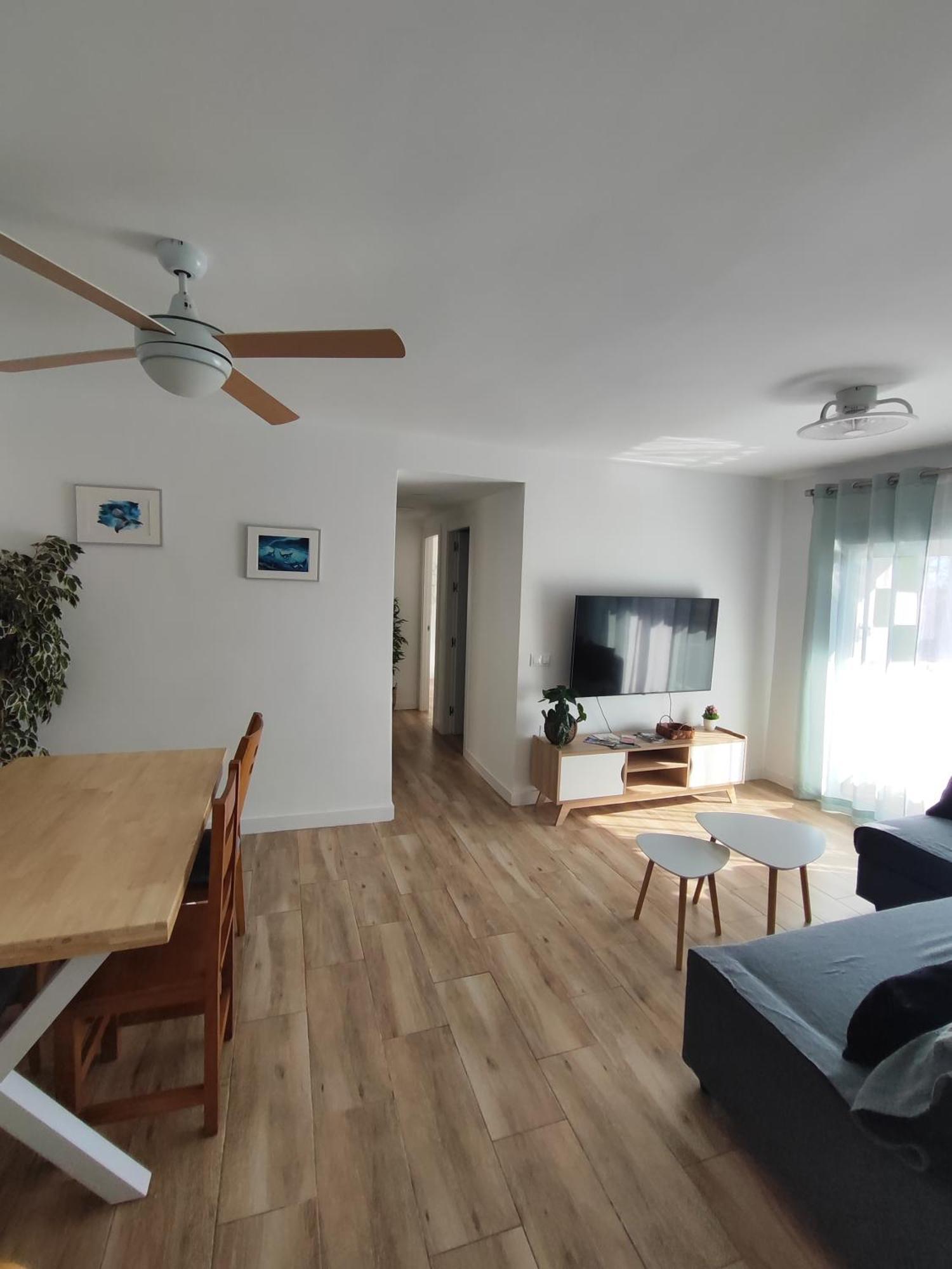 Apartamento Malaga 300 Metros De La Playa Luaran gambar