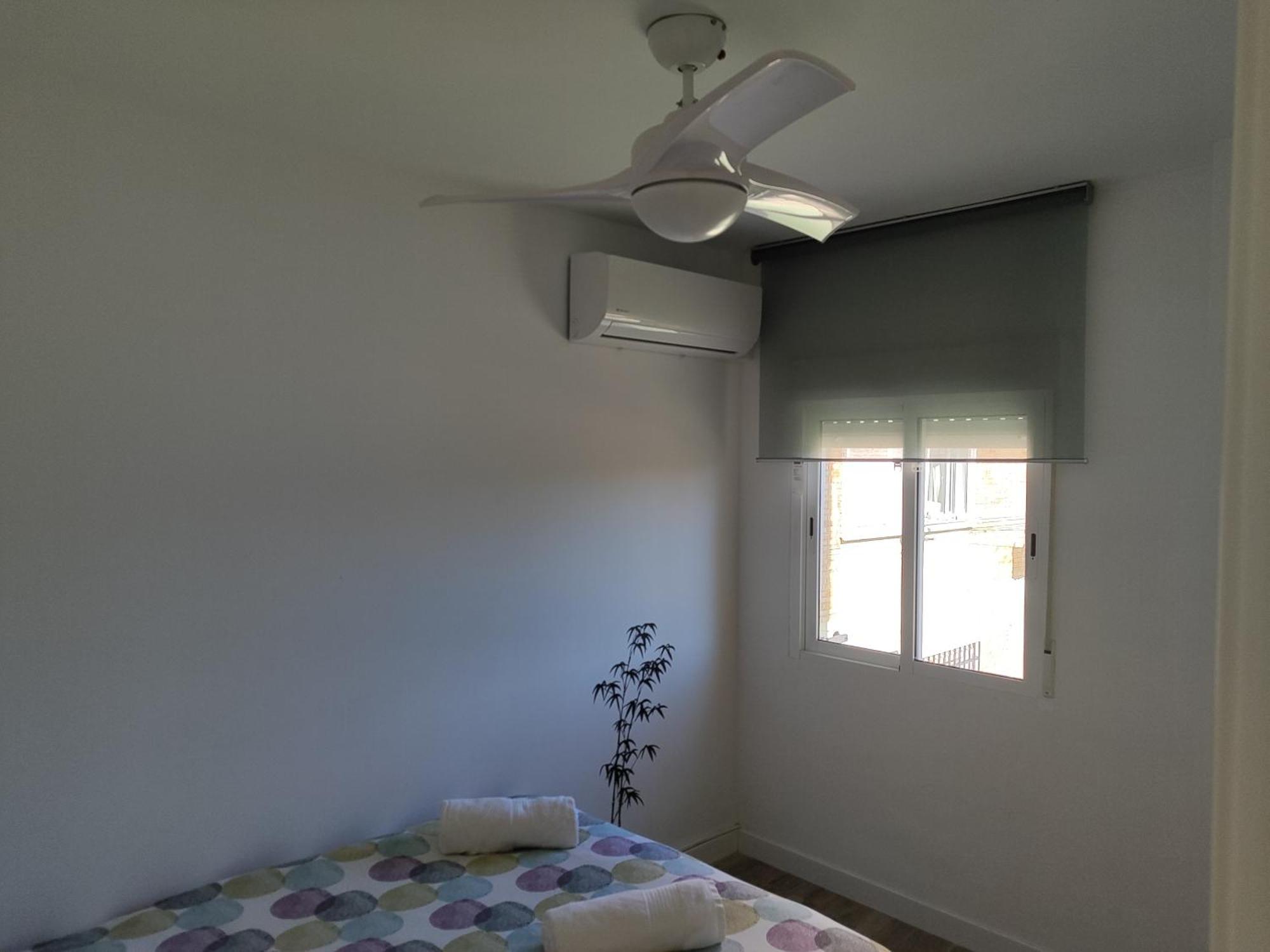 Apartamento Malaga 300 Metros De La Playa Luaran gambar